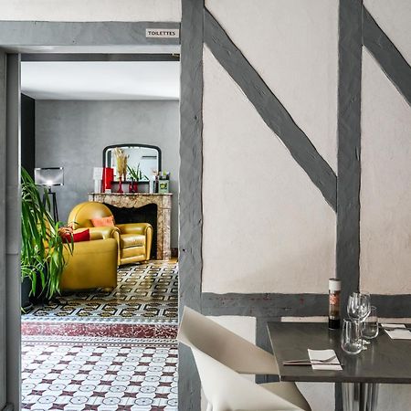 Logis Hotel & Restaurant Le Cadet De Gascogne Saint-Justin  Bagian luar foto