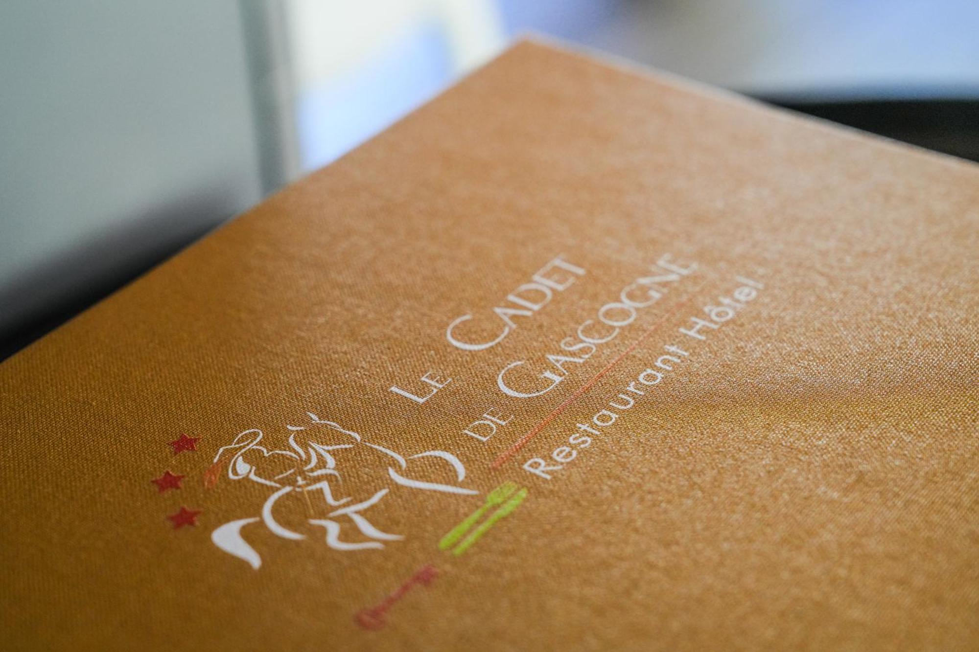 Logis Hotel & Restaurant Le Cadet De Gascogne Saint-Justin  Bagian luar foto