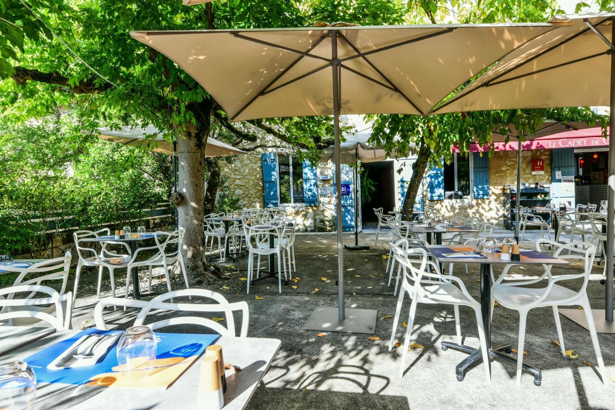 Logis Hotel & Restaurant Le Cadet De Gascogne Saint-Justin  Bagian luar foto