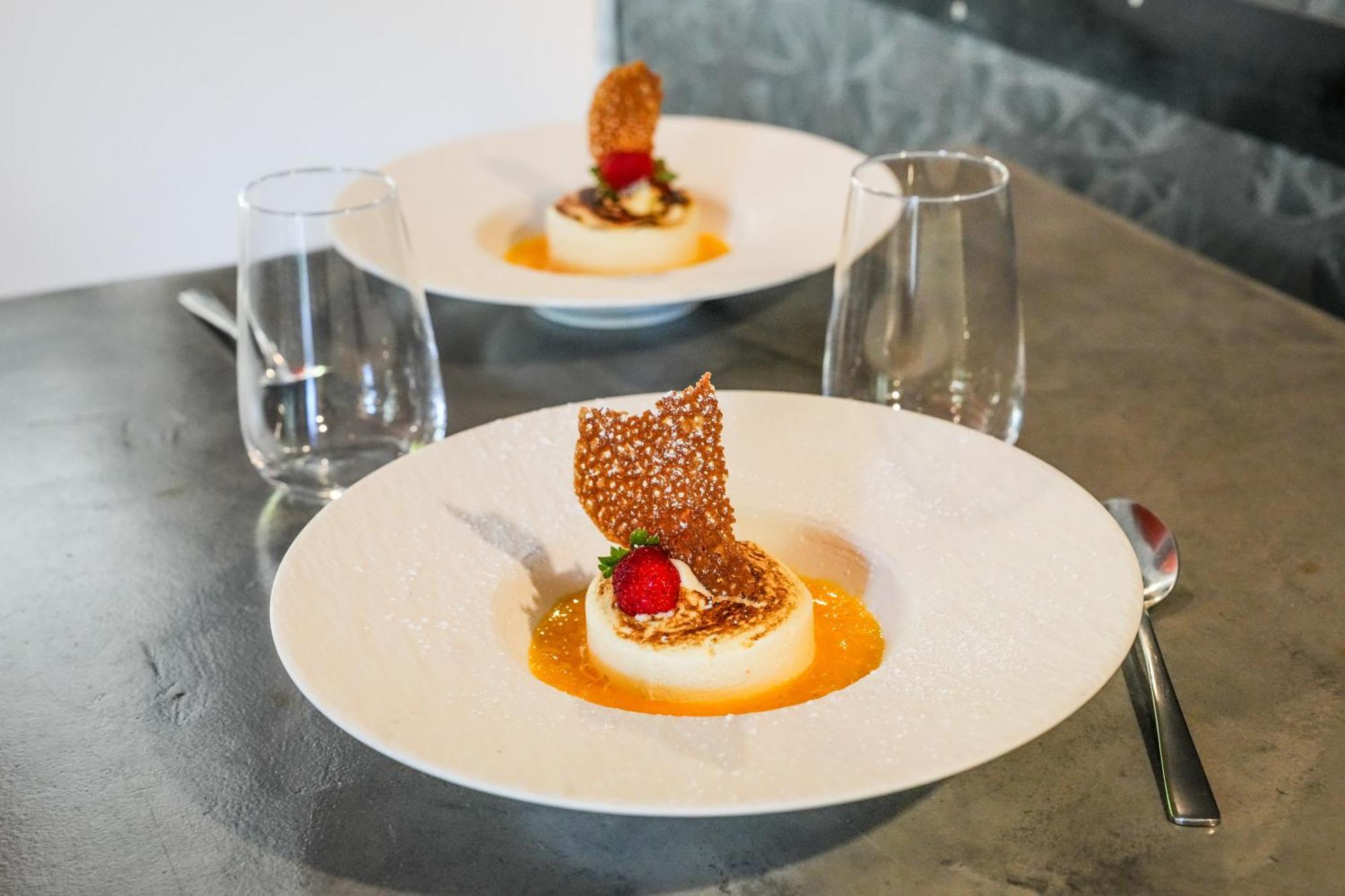 Logis Hotel & Restaurant Le Cadet De Gascogne Saint-Justin  Bagian luar foto
